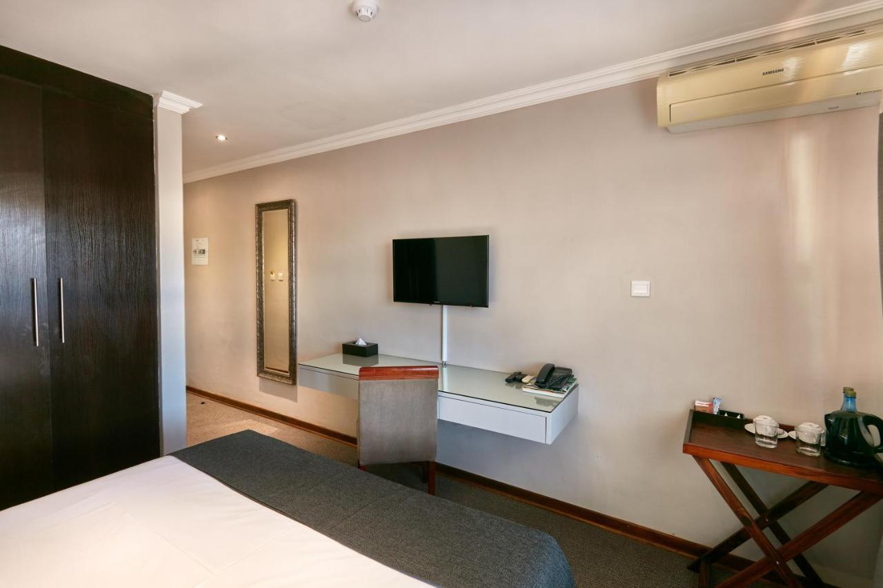 Regent Kgale Lodge Gaborone Exteriör bild
