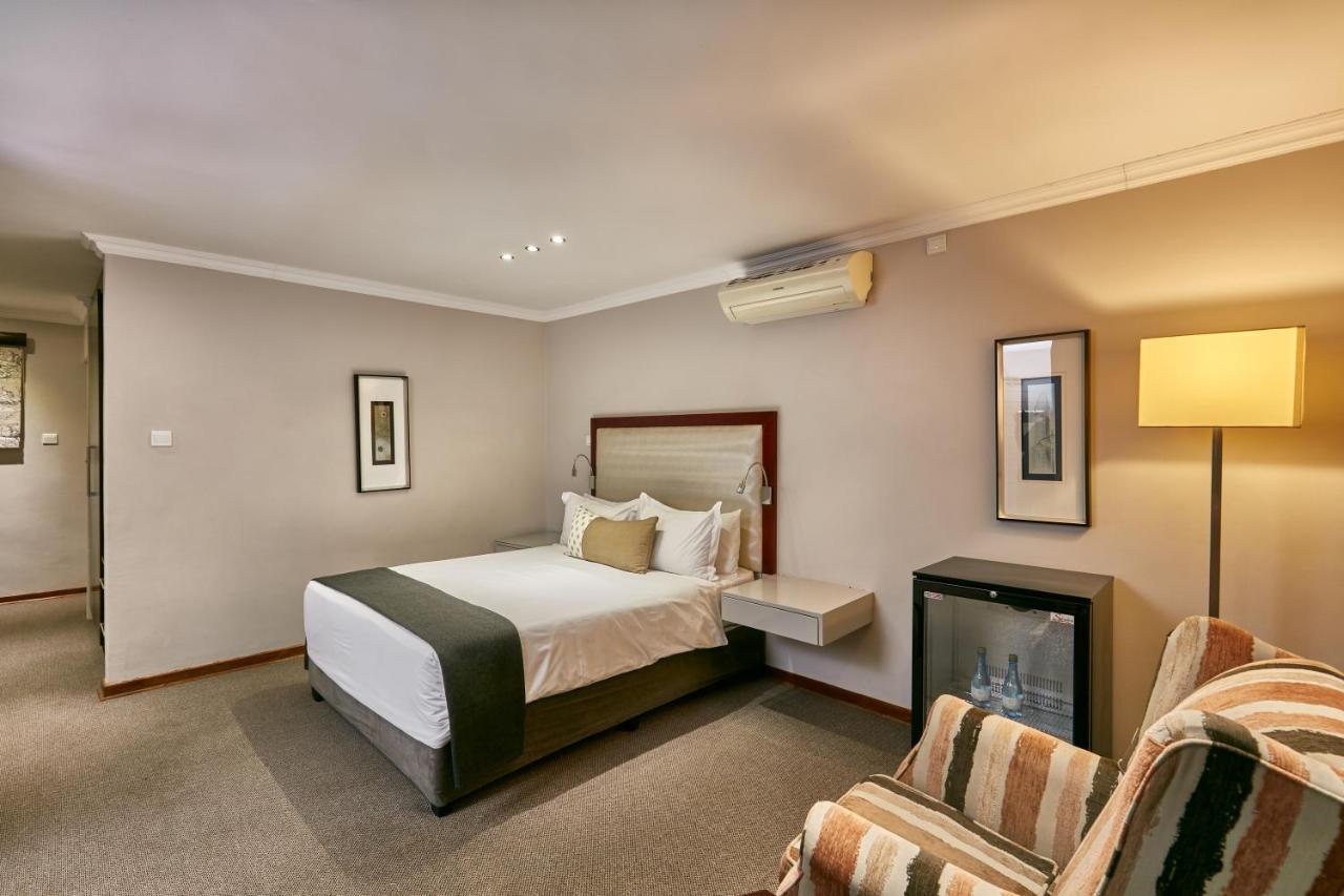Regent Kgale Lodge Gaborone Exteriör bild