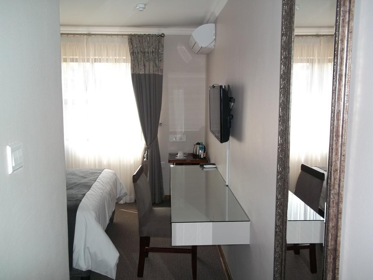 Regent Kgale Lodge Gaborone Exteriör bild
